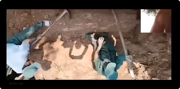 《缅北僵尸出土事件视频》未公映母带外泄-缅北僵尸出土事件全程纪实原版高清完整版-缅北僵尸出土事件原始录像一小时完整版夸克网盘直达-挖掘现场的惊悚瞬间